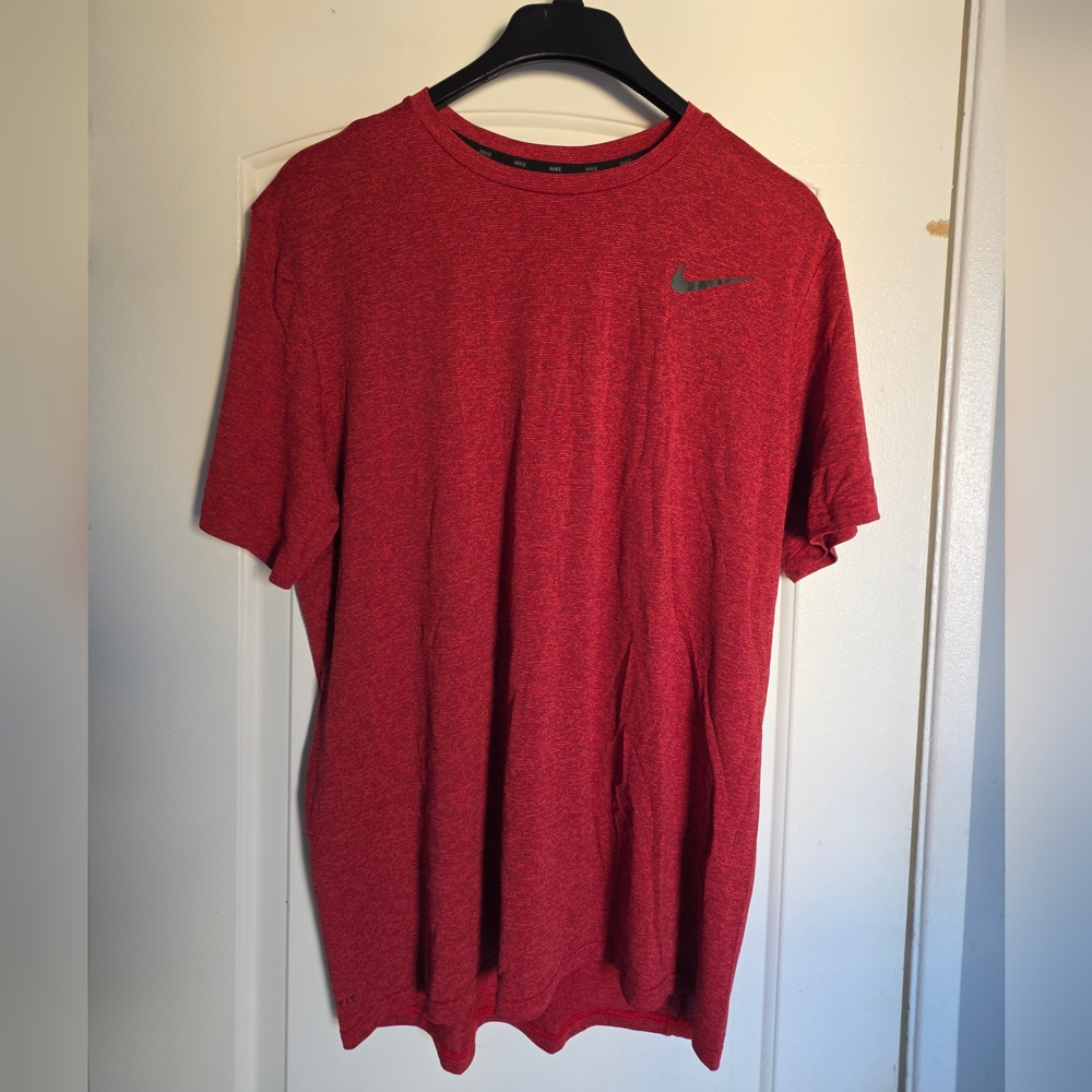 Nike Pro Men's Dri-Fit Short Sleeve Training Shirt CZ1181 Red